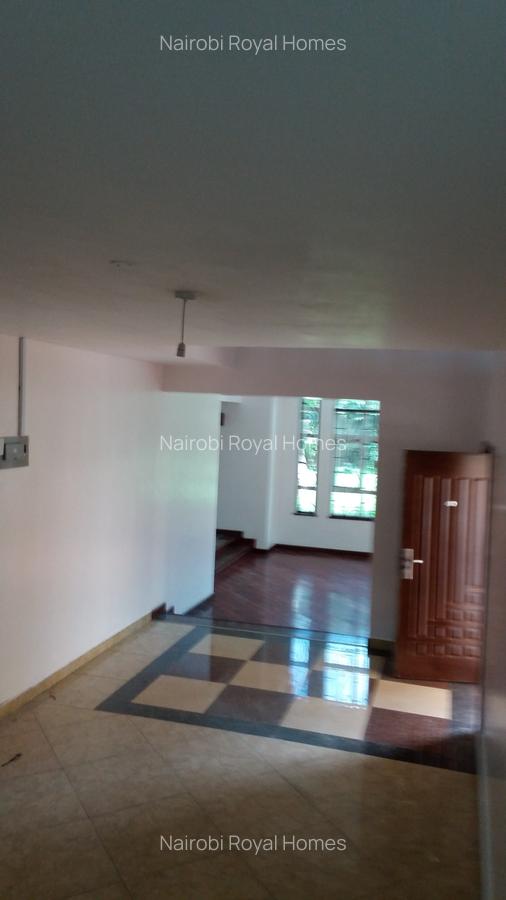 5 Bed Townhouse with En Suite at Convent Drive - 10