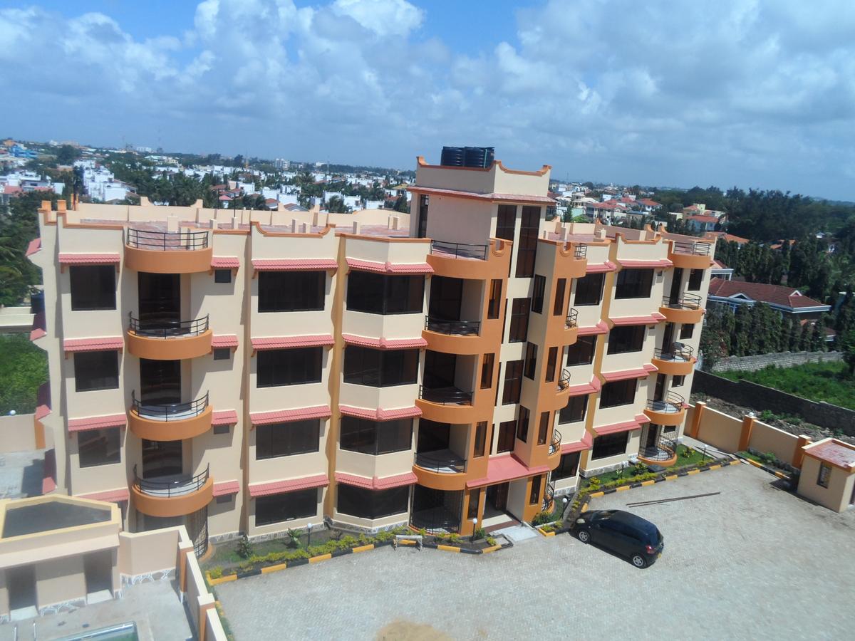 3 Bed Apartment with En Suite at Nyali - 1