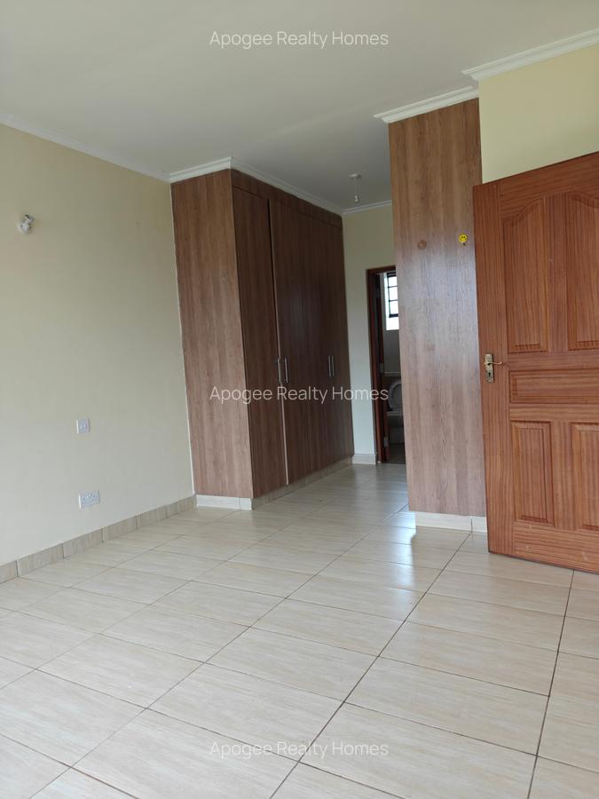 3 Bed House with En Suite at Eden Ville - 7