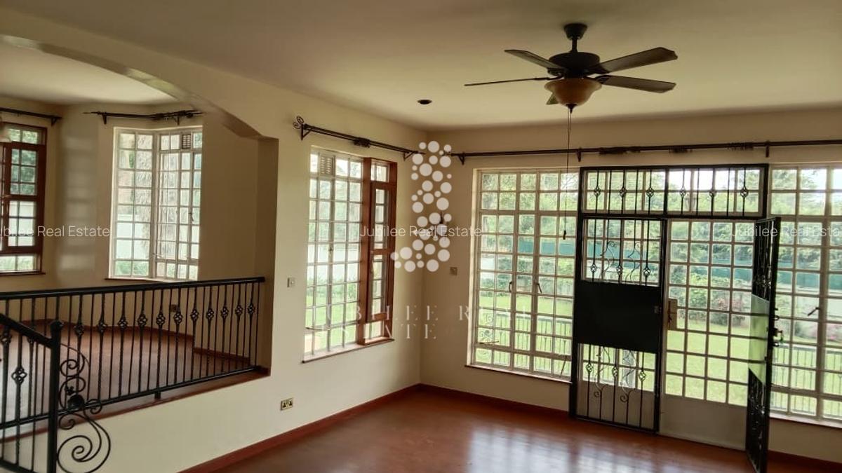 5 Bed Townhouse in Runda - 3