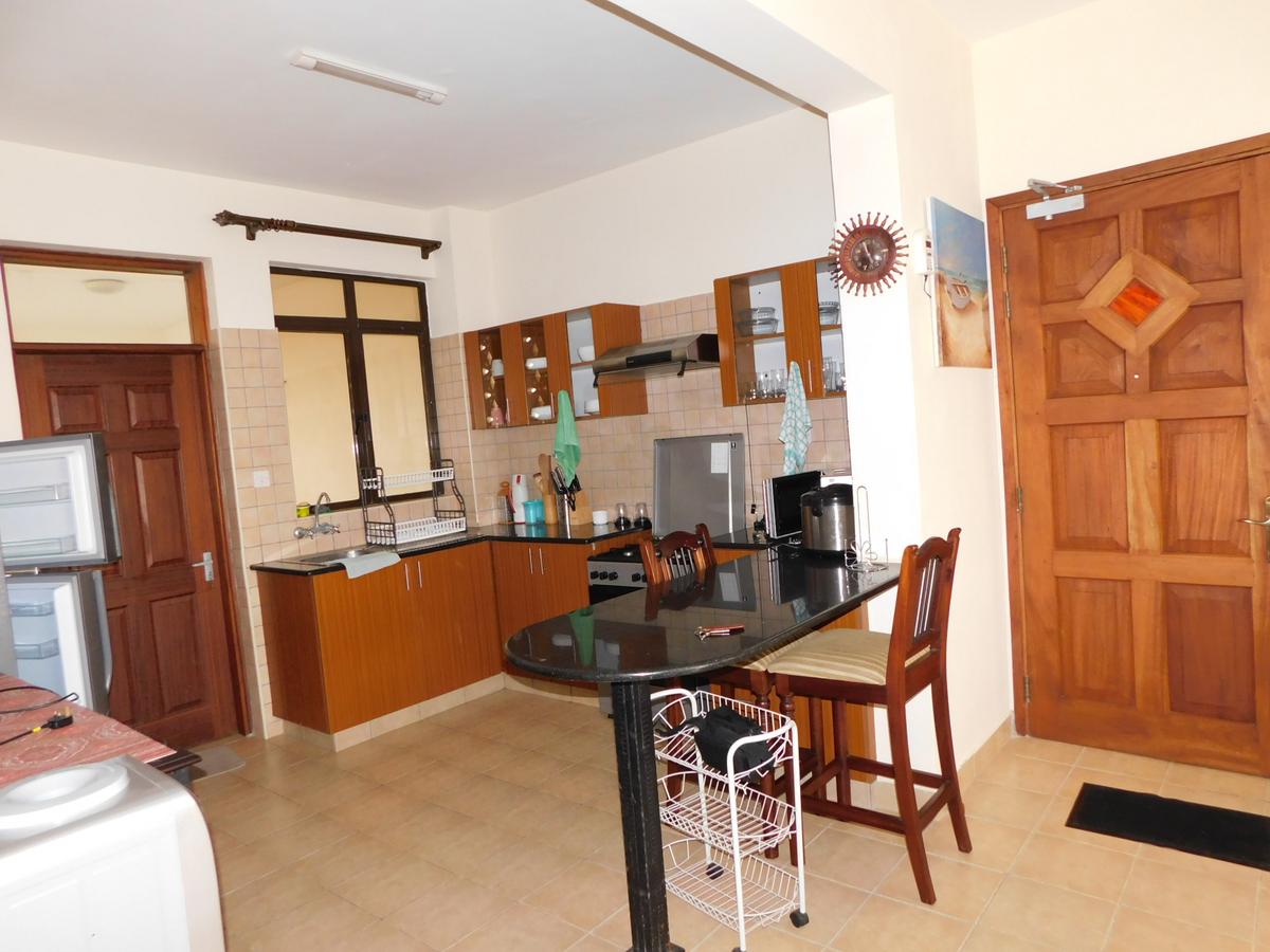 Serviced 3 Bed Apartment with En Suite in Nyali Area - 13