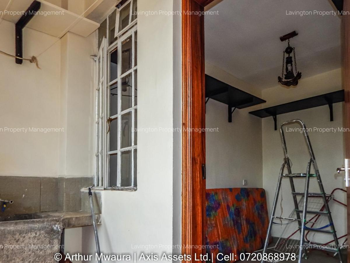 3 Bed Apartment with En Suite at Riverside Drive - 13