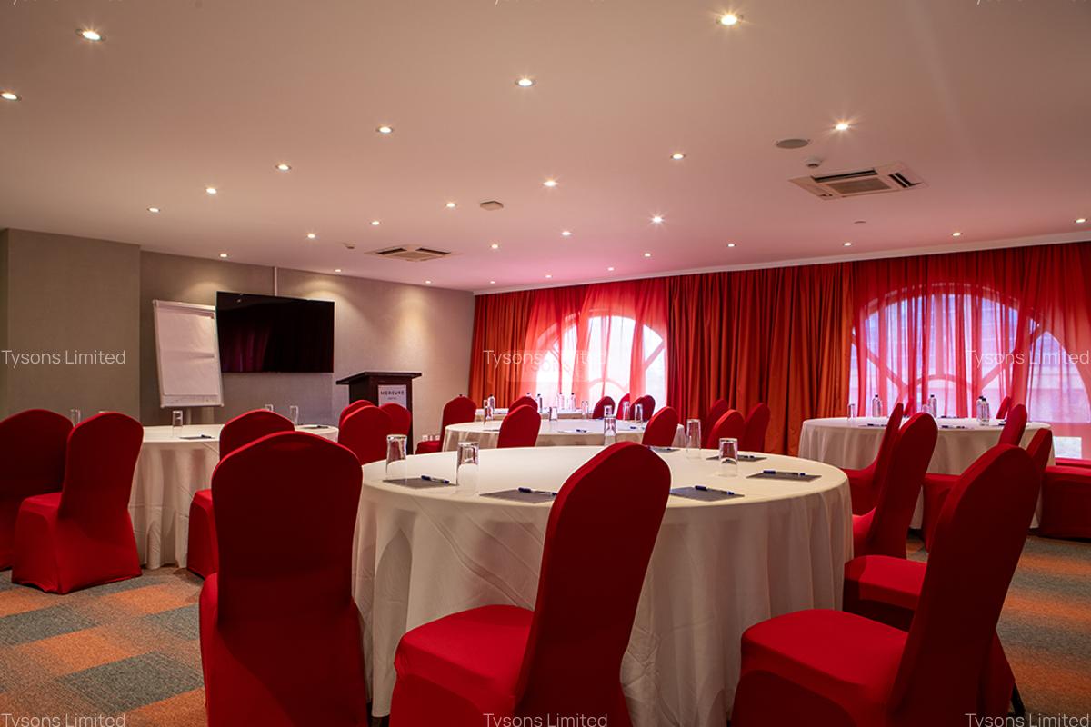 Furnished Commercial Property with Lift in Upper Hill - 11