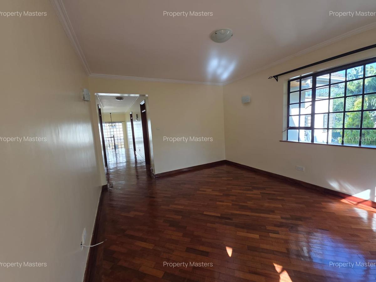 4 Bed Villa with En Suite at Njathaini Road - 15