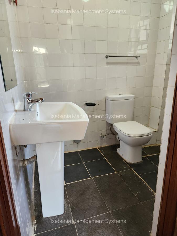 4 Bed Villa with En Suite at Mimosa Road - 15