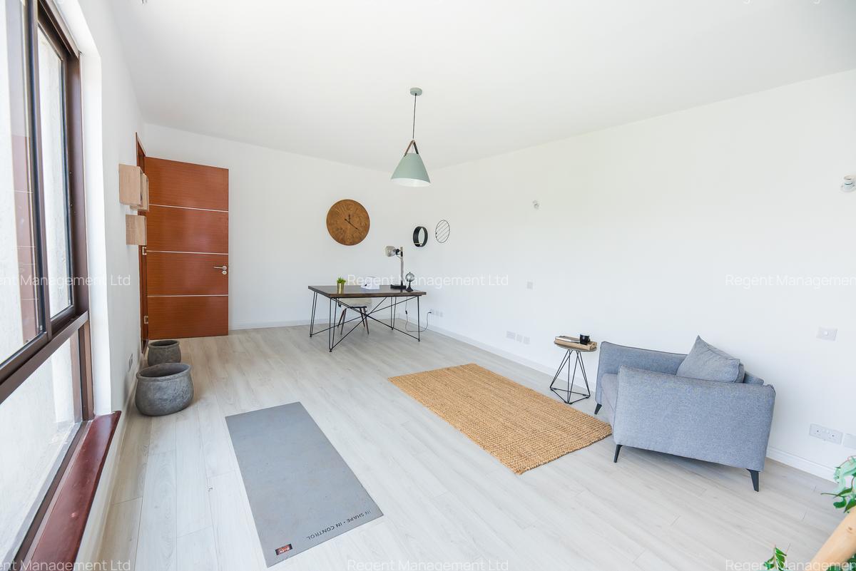 5 Bed Villa with En Suite at Oloolua - 11