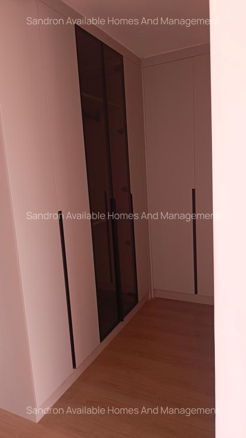 3 Bed Apartment with En Suite in Westlands Area - 15