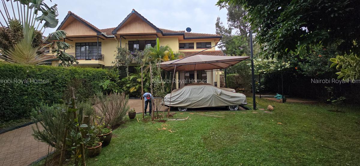 4 Bed Townhouse with En Suite at Convent Drive - 3