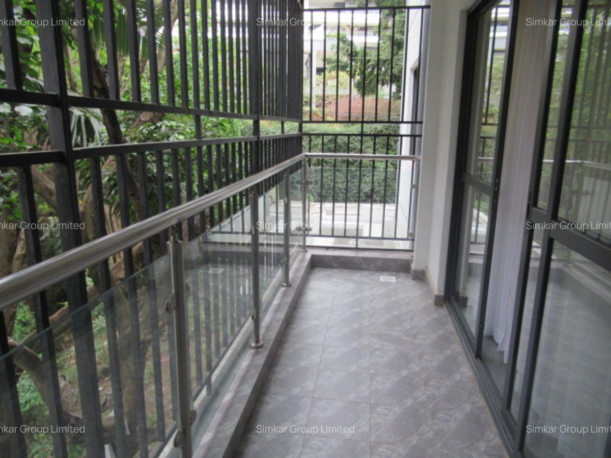 Furnished 2 Bed Apartment with En Suite at Riverside - 10