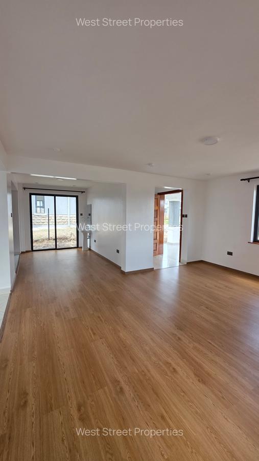 3 Bed Townhouse with En Suite at Arthiriver - 17