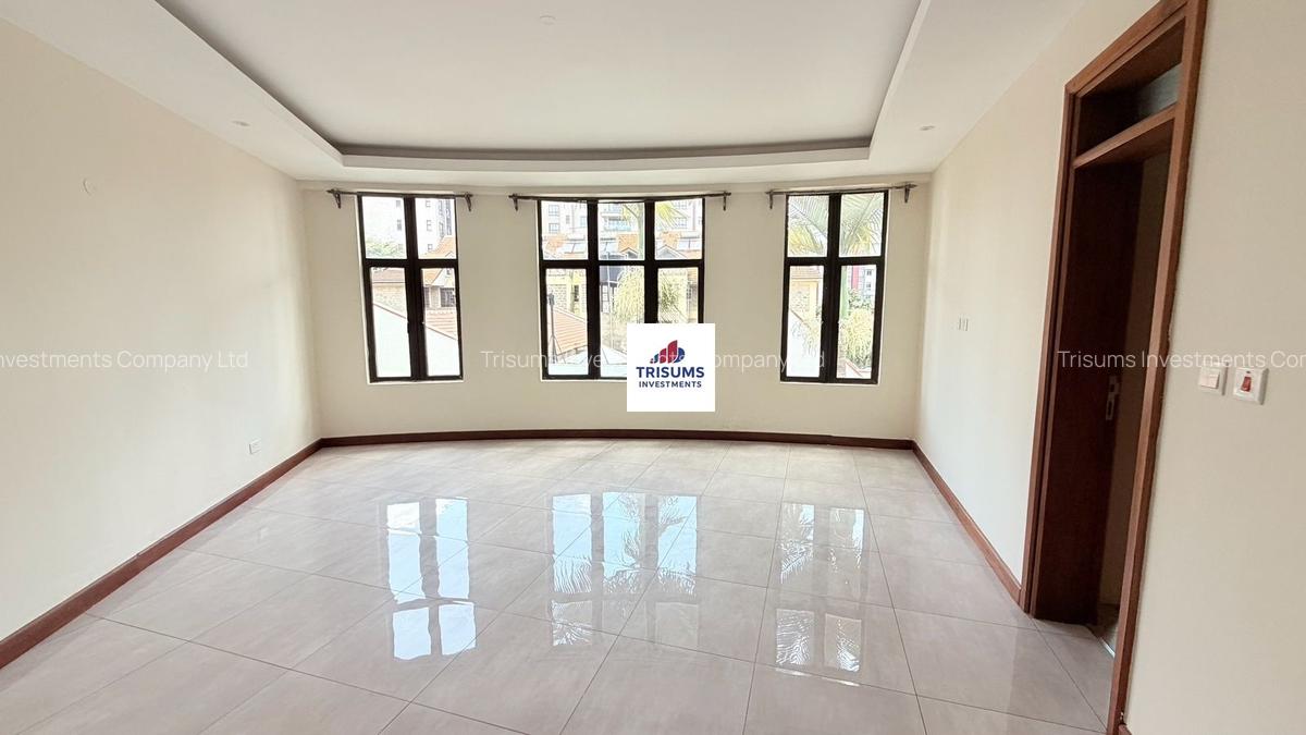 3 Bed Apartment with En Suite in Westlands Area - 8