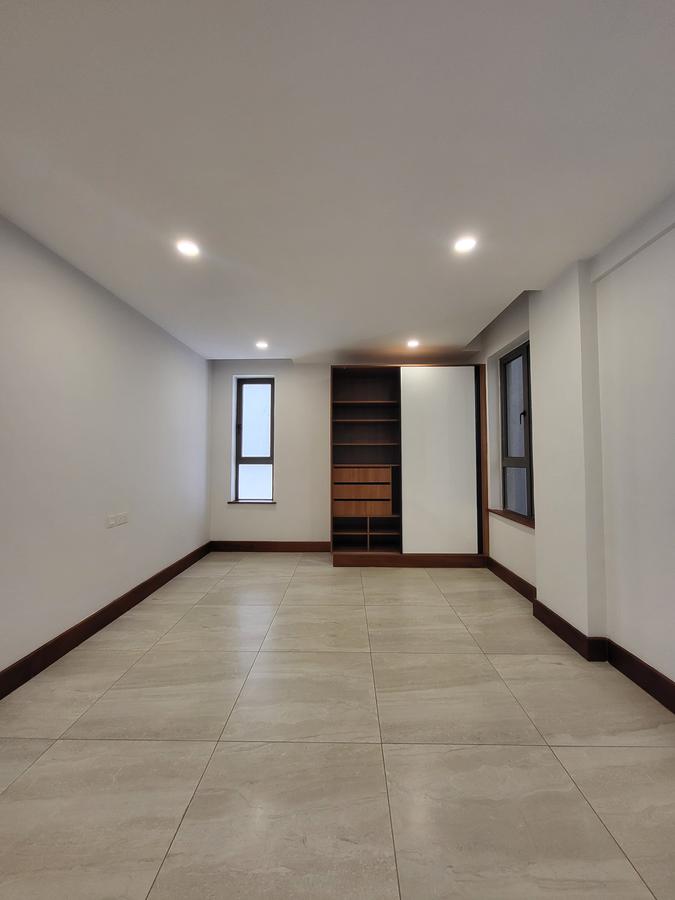 3 Bed Apartment with En Suite in Rhapta Road - 13