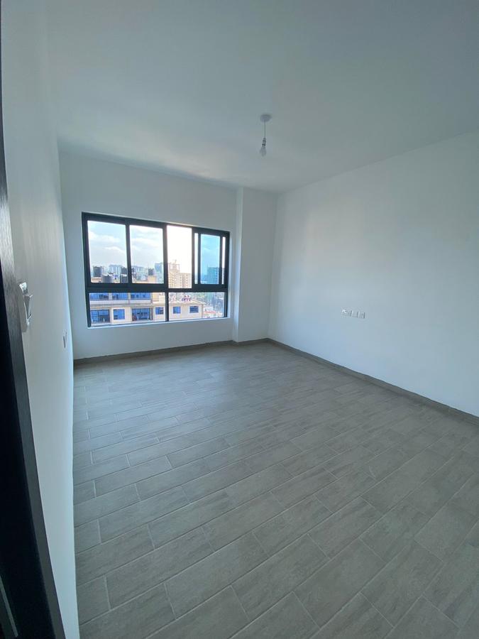 2 Bed Apartment with En Suite at Hundreds Streets - 10