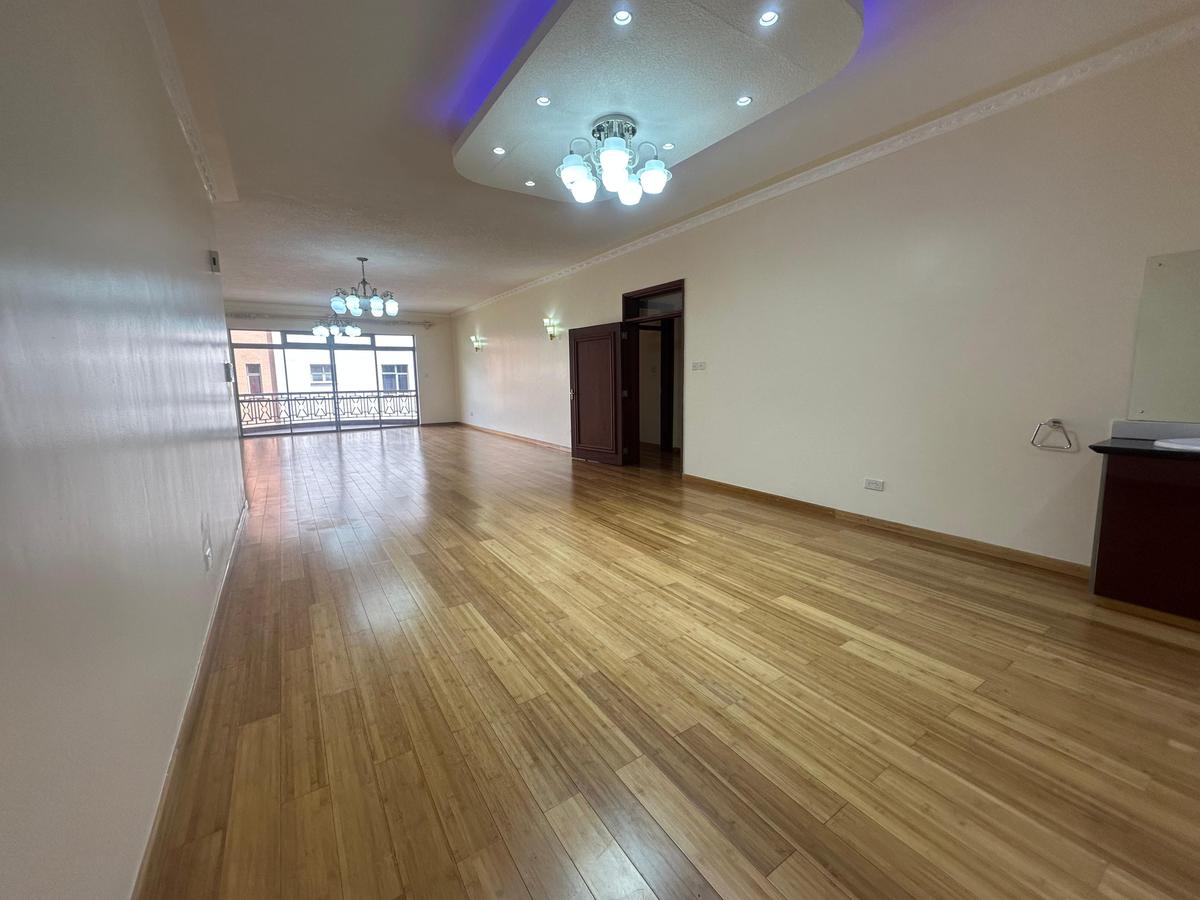 3 Bed Apartment with En Suite in Kilimani - 4