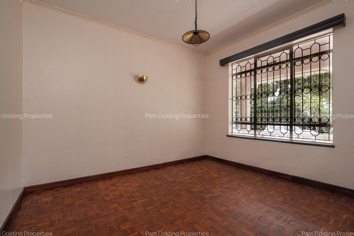 5 Bed House in Gigiri - 11