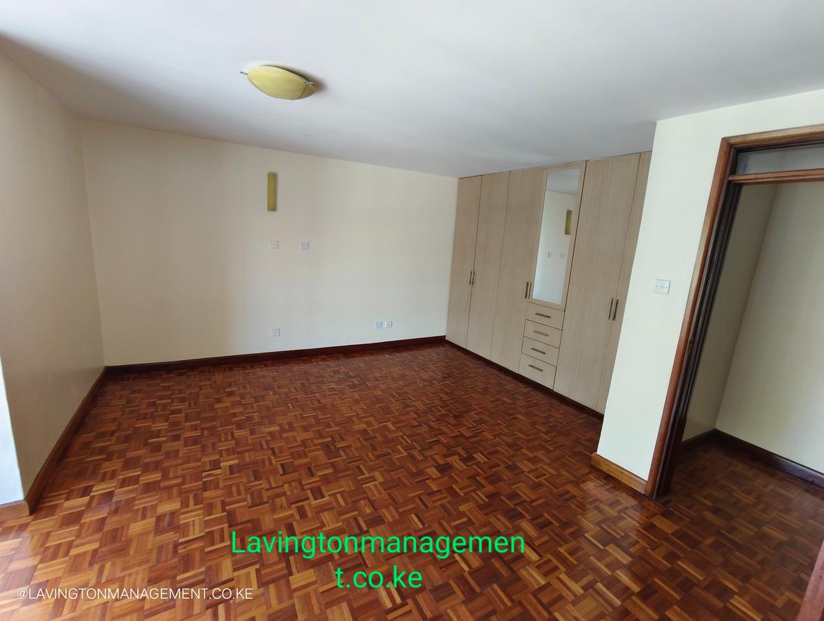 4 Bed Townhouse with En Suite at Lavington Green - 16