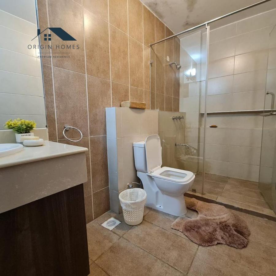 3 Bed Apartment with En Suite at Dennis Pritt Road - 14