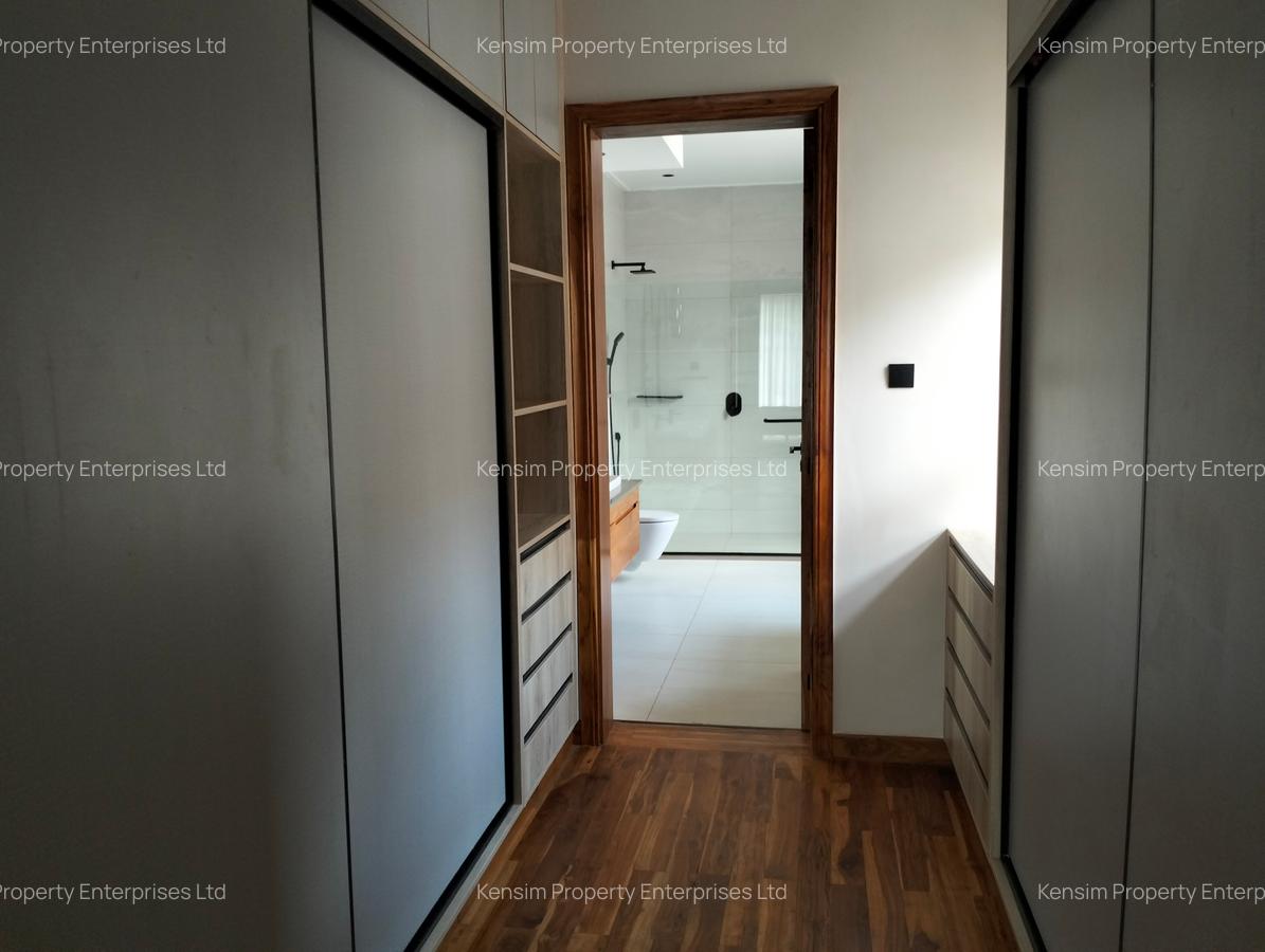 4 Bed Townhouse with En Suite in Loresho - 17