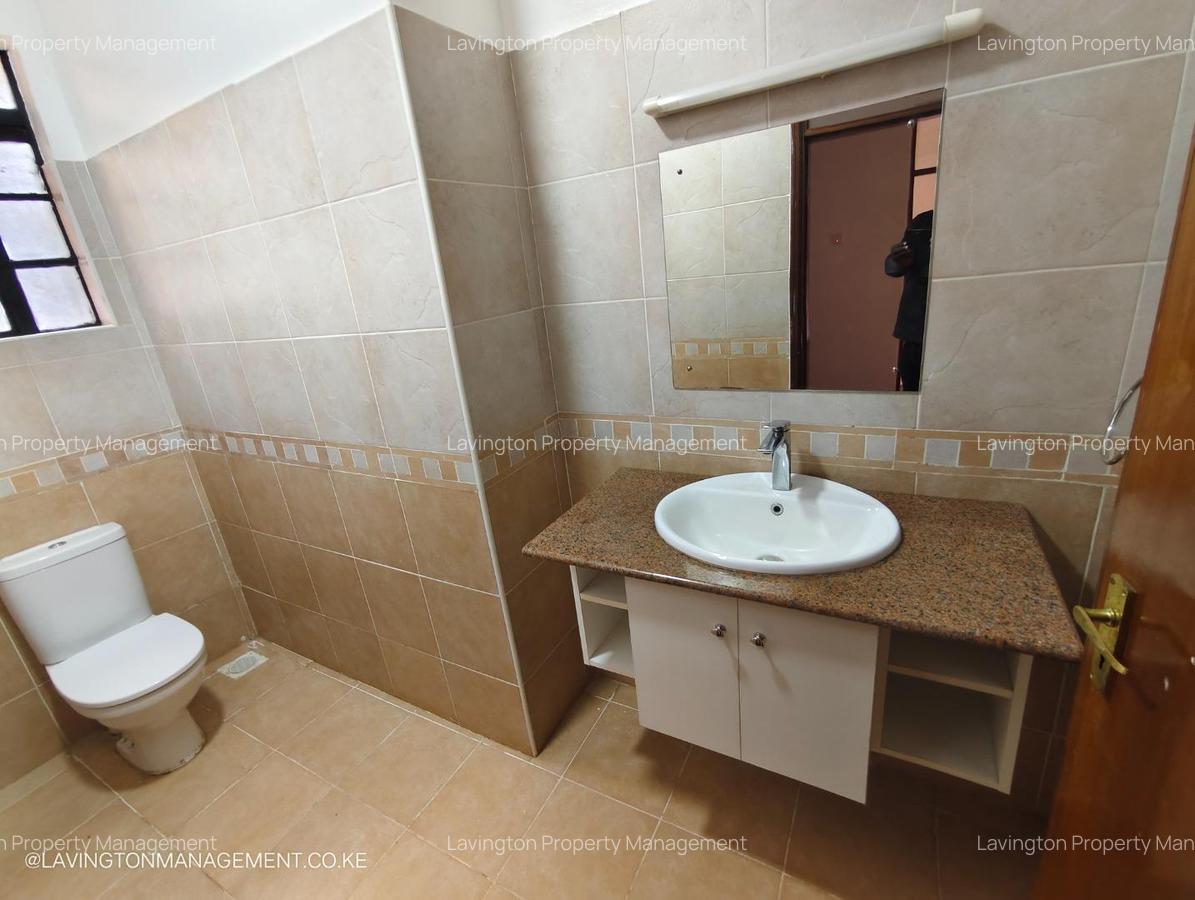 5 Bed Townhouse with En Suite at Kaputei Gardens - 16