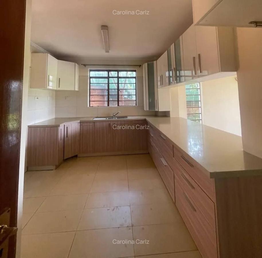 4 Bed Townhouse with En Suite in Runda - 5