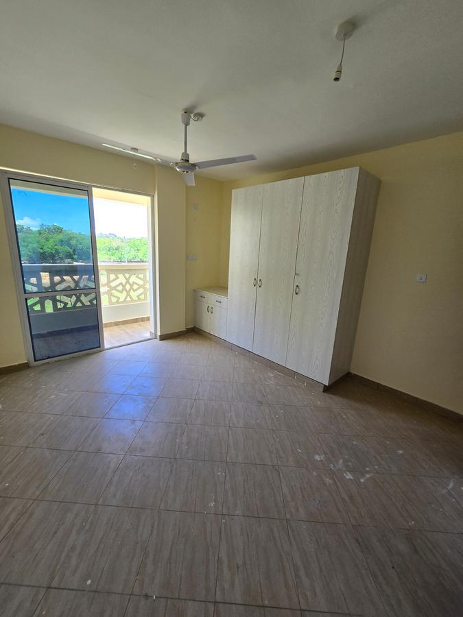 2 Bed Apartment with En Suite at Mtambo - 13