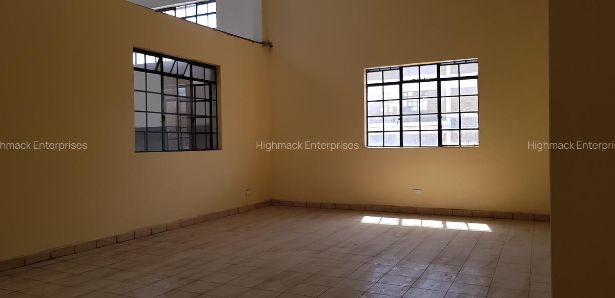 9,000 ft² Warehouse with Service Charge Included at Bypass - 7