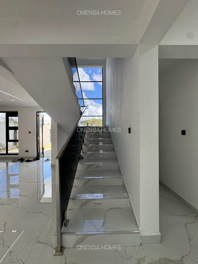 5 Bed House with En Suite in Eastern ByPass - 8