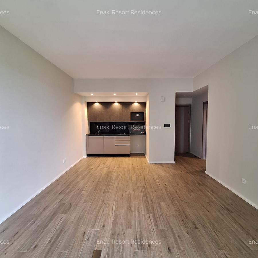 1 Bed Apartment with En Suite at Red Hill Road - 3