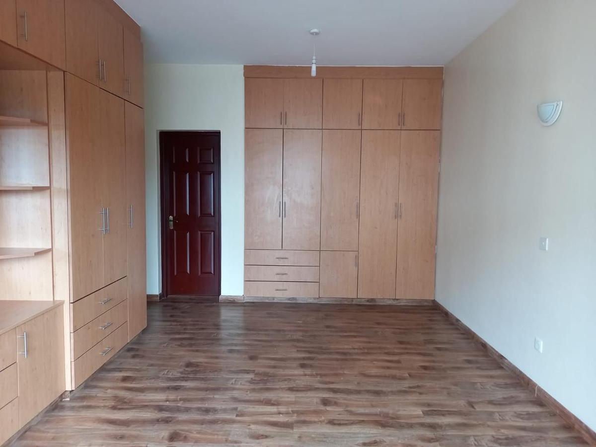 2 Bed Apartment with En Suite in Rhapta Road - 13