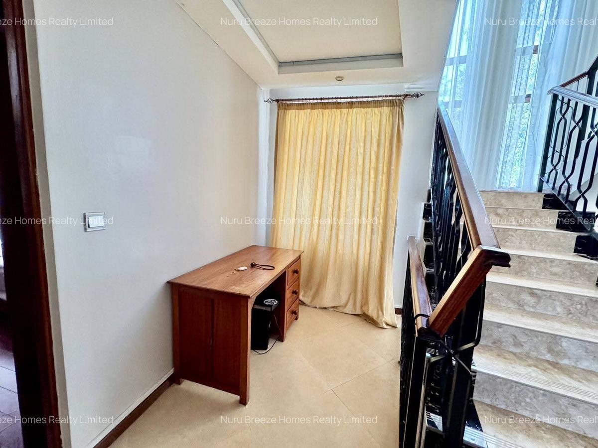 4 Bed Townhouse with En Suite in Runda - 5