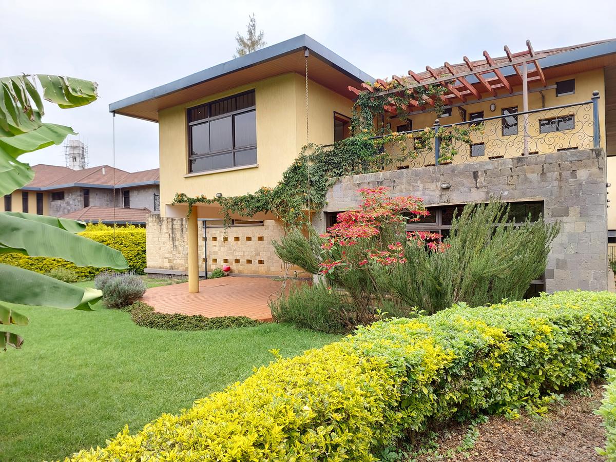 5 Bed House with En Suite at Runda Road - 1
