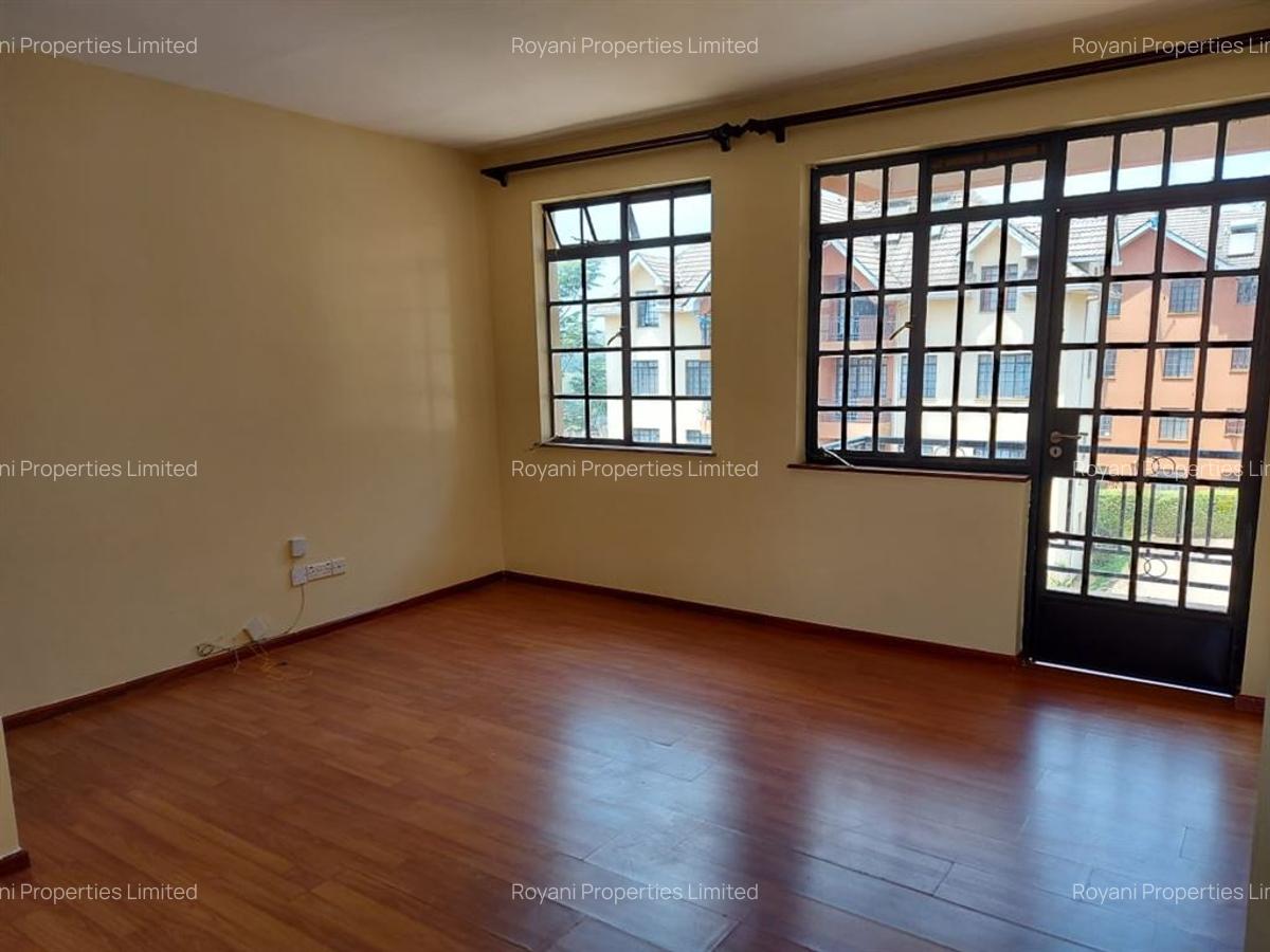 2 Bed Apartment with En Suite at Fourways Junction Estate - 3