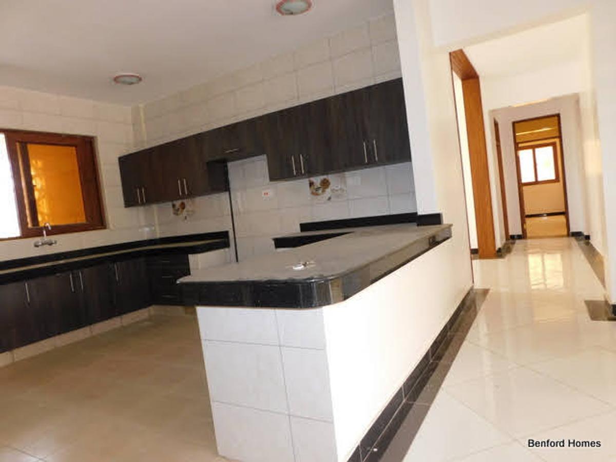 3 Bed Apartment with En Suite at Nyali - 5