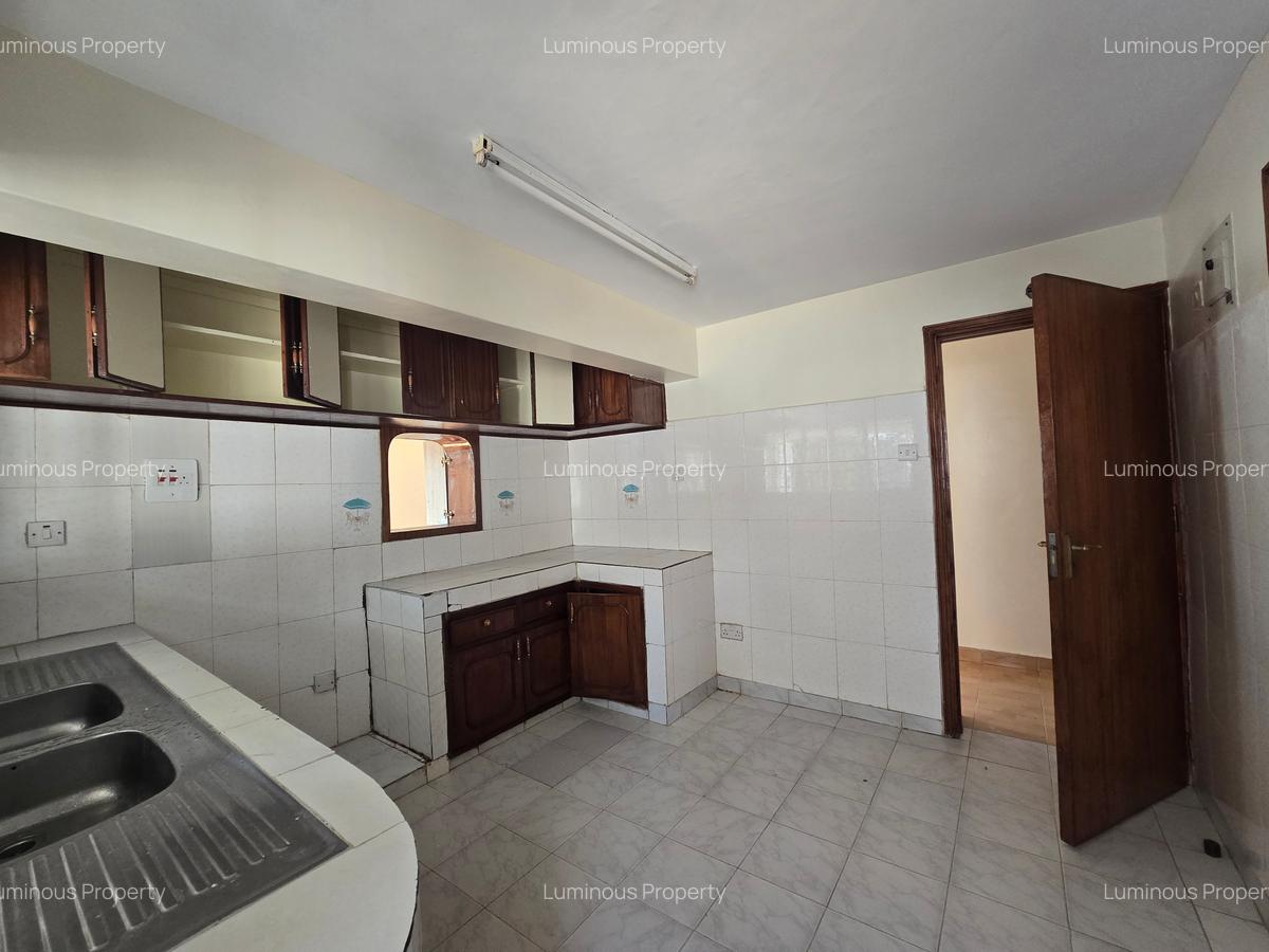 5 Bed House with En Suite at Kahawa Sukari - 14