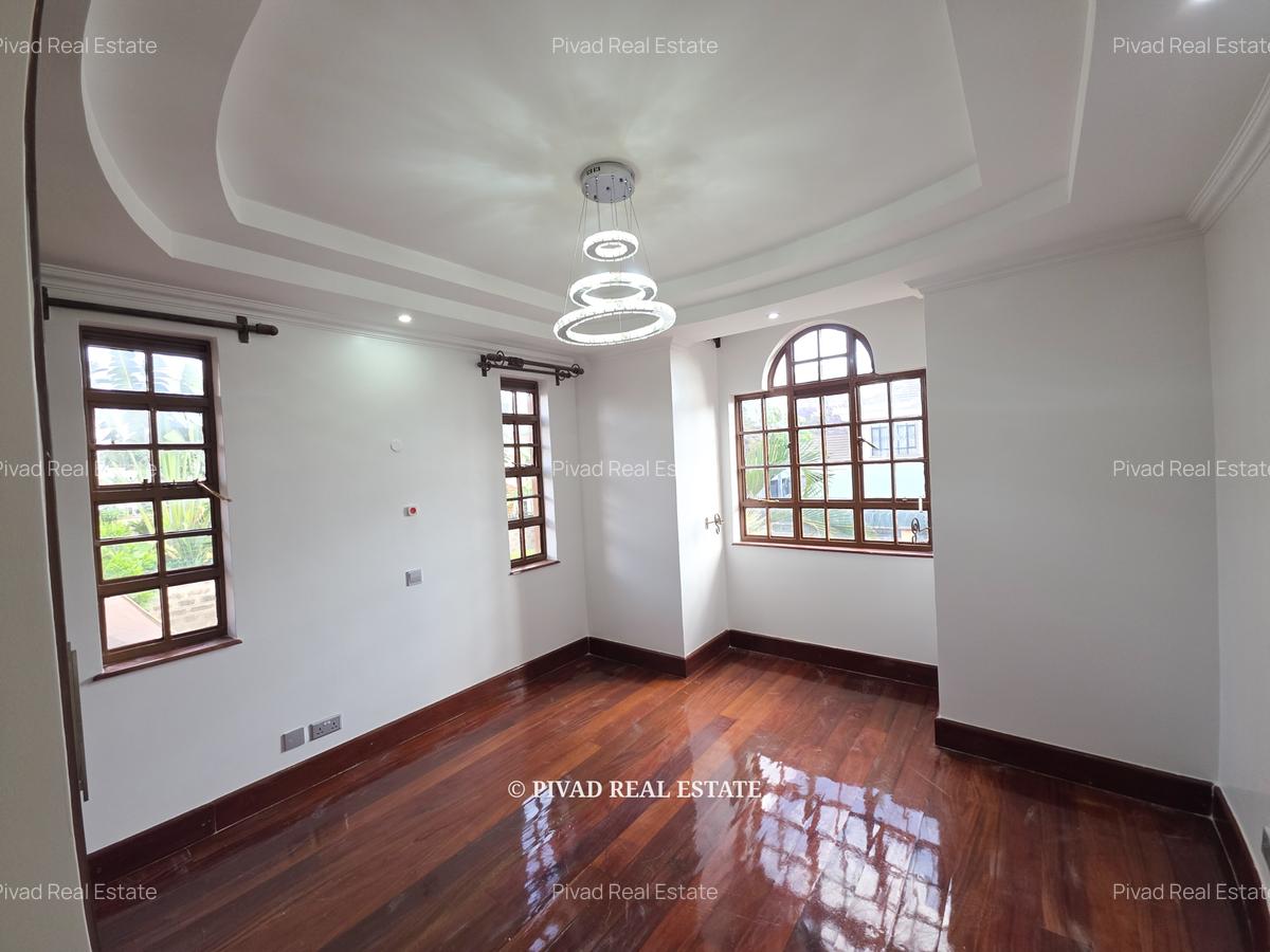 5 Bed House with Swimming Pool in Runda - 8