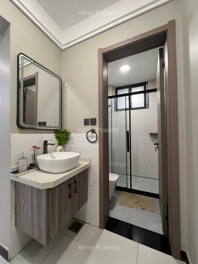 2 Bed Apartment with En Suite at Lavington - 8