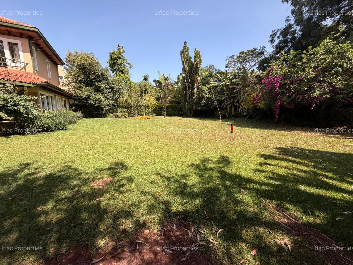 5 Bed Townhouse with En Suite in Runda - 3