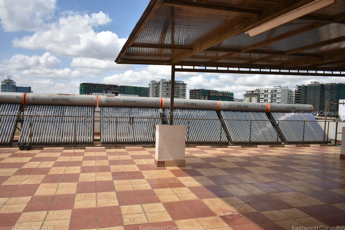 4 Bed Apartment with En Suite at Fourth Parklands - 8