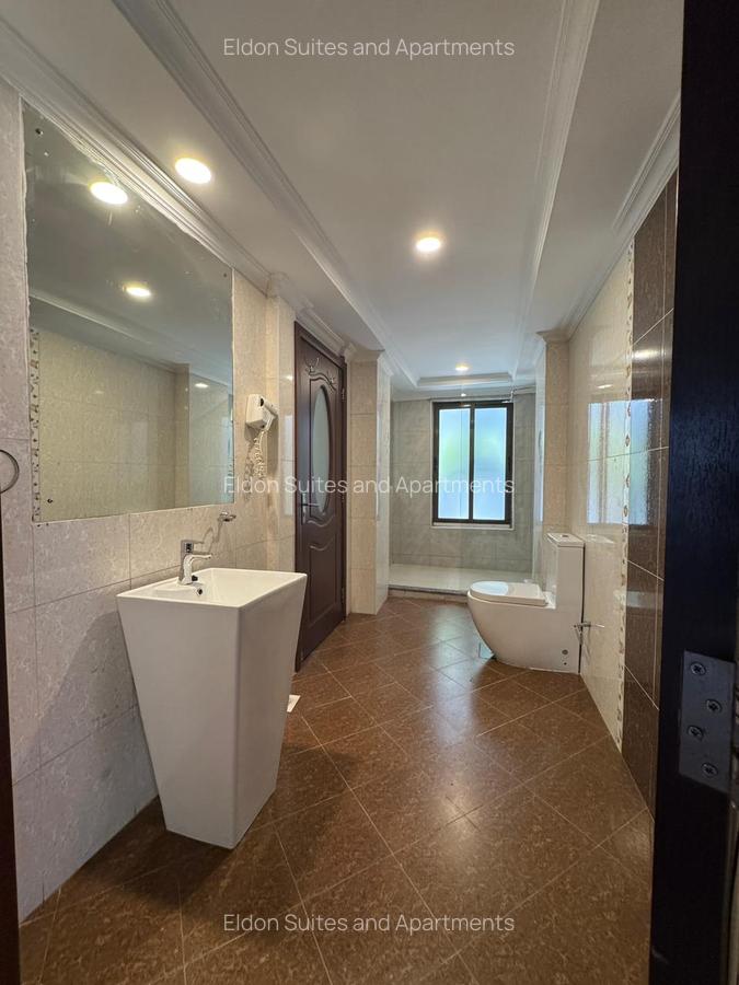 Serviced 2 Bed Apartment with En Suite in Kilimani - 8