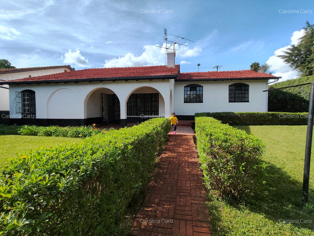 4 Bed House with En Suite at Loresho - 4