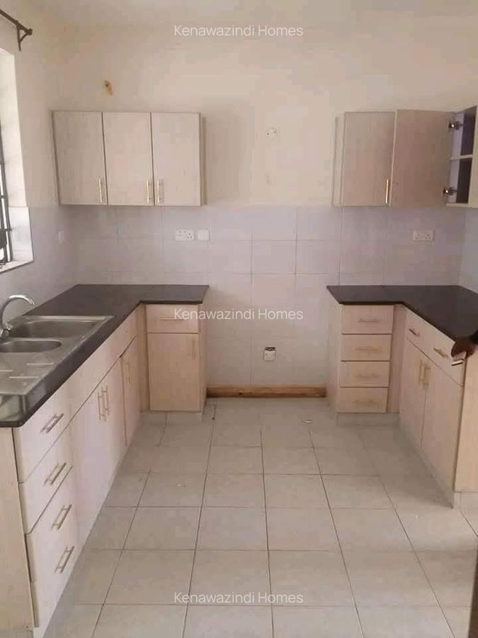 2 Bed Apartment with En Suite at Mombasa Road - 2