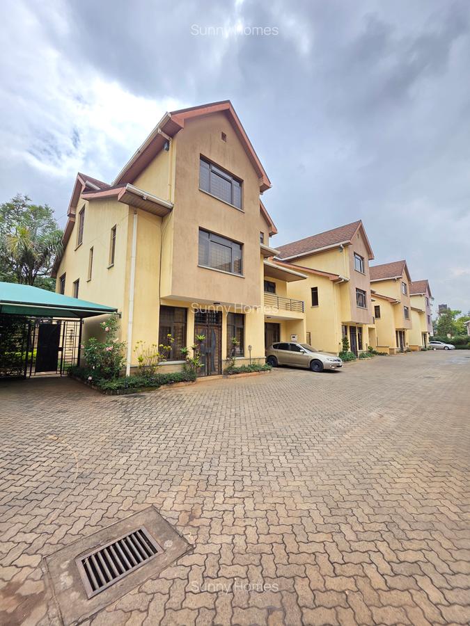 4 Bed Townhouse with En Suite at Amboseli - 1