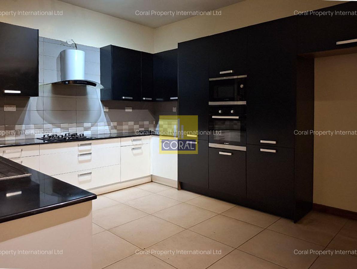 3 Bed Apartment with Lift in Parklands - 5