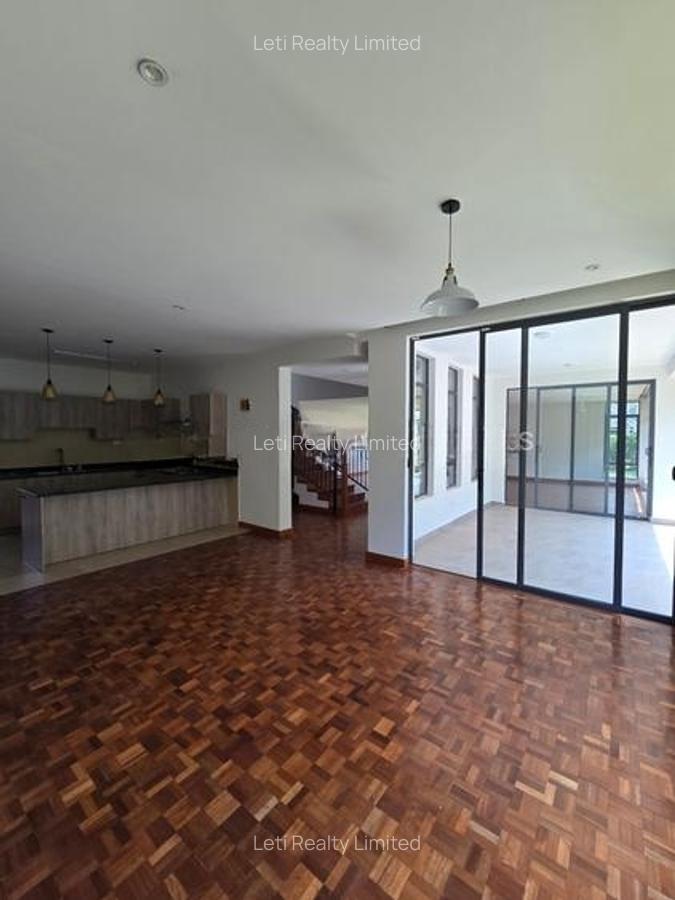 5 Bed Townhouse with En Suite in Lavington - 8