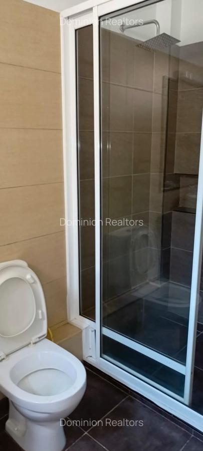 3 Bed Apartment with En Suite in Riverside - 15