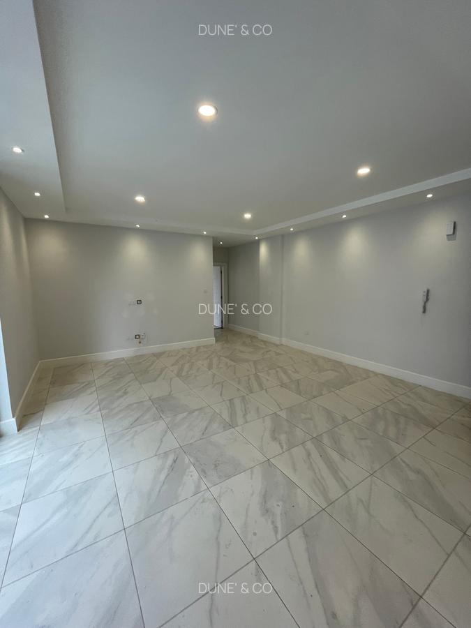 Serviced 1 Bed Apartment with En Suite in Westlands Area - 4