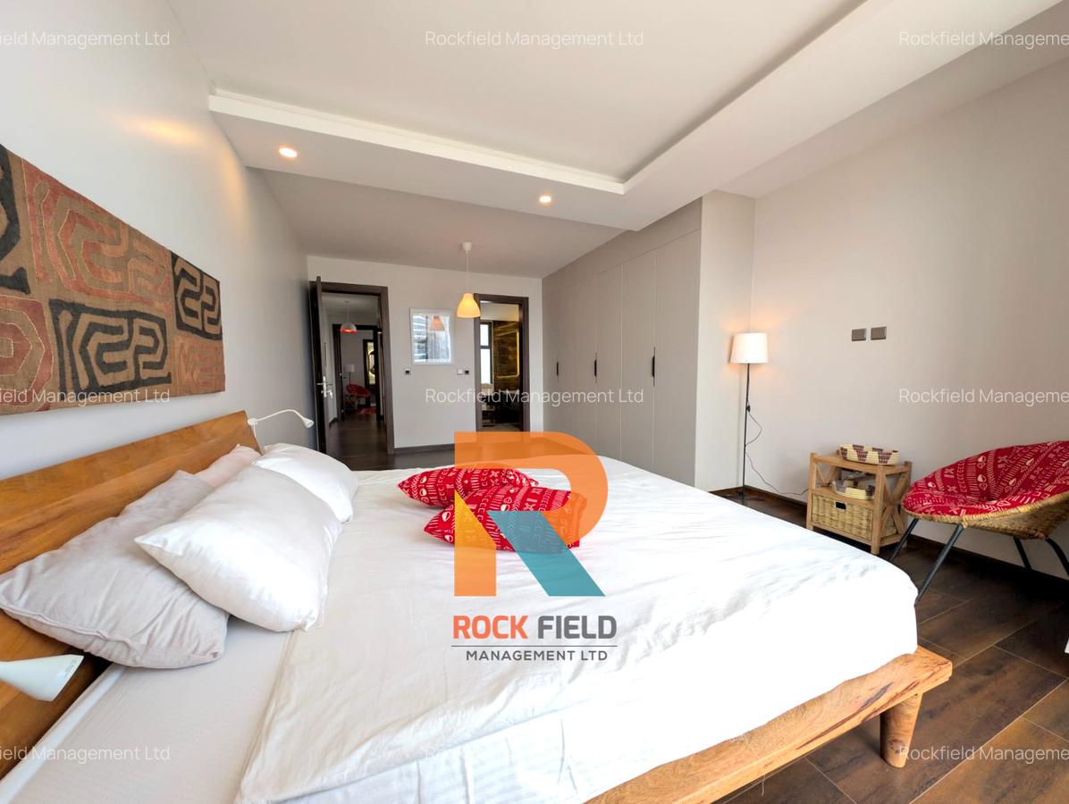 Furnished 3 Bed Apartment with En Suite in Brookside - 10