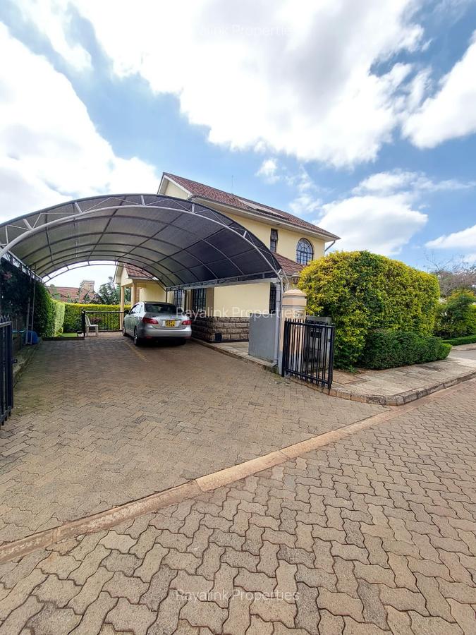 4 Bed Townhouse with En Suite at Loresho - 2