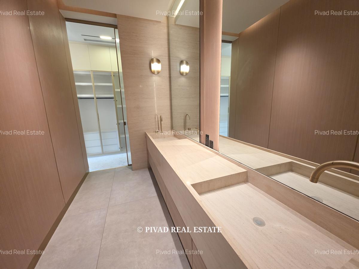 5 Bed House with Swimming Pool in Kitisuru - 12