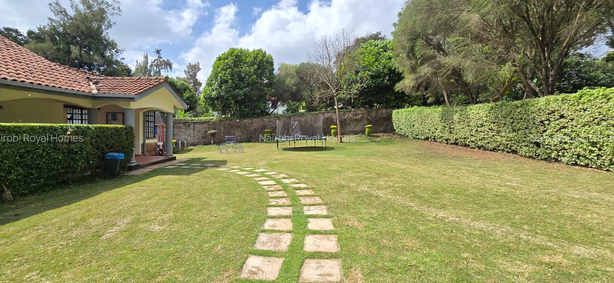 4 Bed House with En Suite at Rosslyn Heights - 14